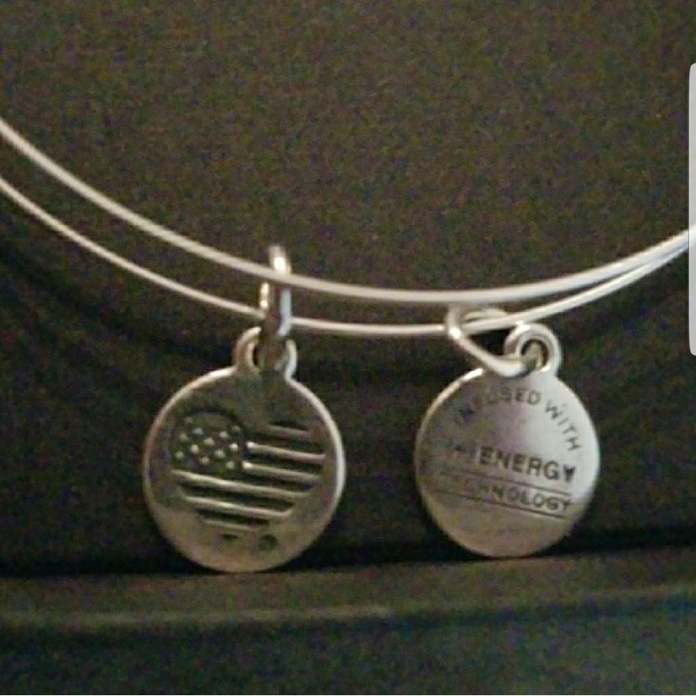 🚫SOLD🚫Alex and ani Nile energy silver bracelet - Picture 3 of 4